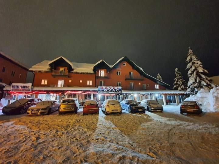 Hotel Lovac Zabljak  Exterior photo