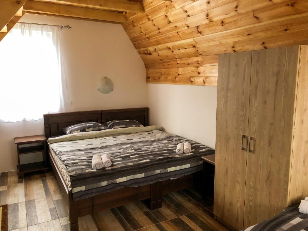 Hotel Lovac Zabljak  Exterior photo